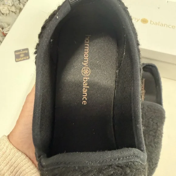 Harmony Balance Black Women's Slippers - Picture 5 of 6